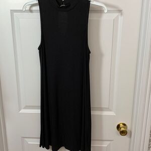 Takara Size small sleeveless dress with keyhole back & button closure